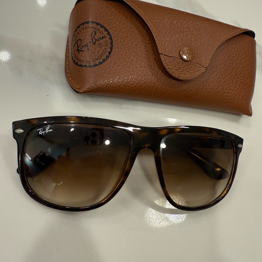 Ray-Ban Tortoise Shell Sunglasses